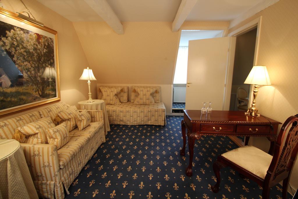 Store Restrup Manor House Εξωτερικό φωτογραφία